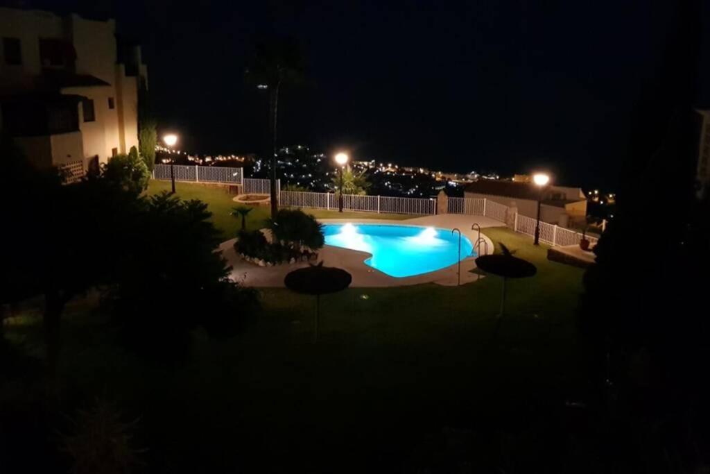 035 - Bright And Relaxing Two Bedroom With Sea Views From The Gardens * Benalmádena